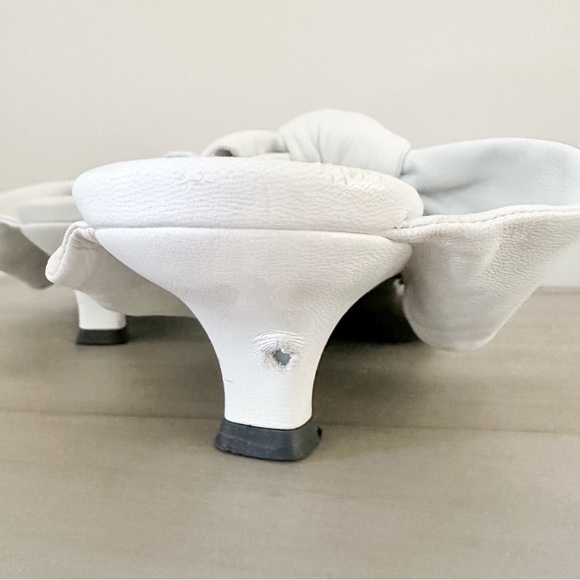 The Row White Leather Coco Bow Kitten Heel Mules sz 40 - Picture 10 of 13
